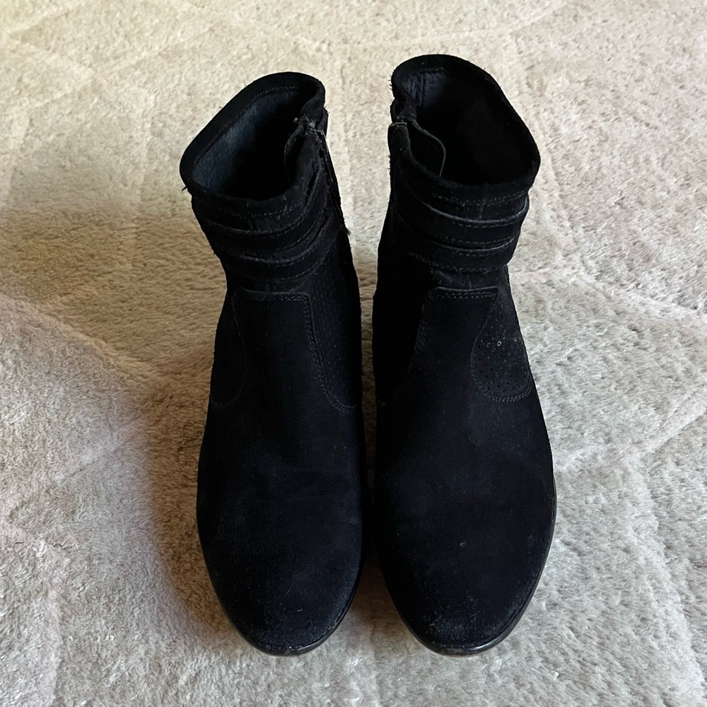 Seychelles Booties - Picture 2 of 16